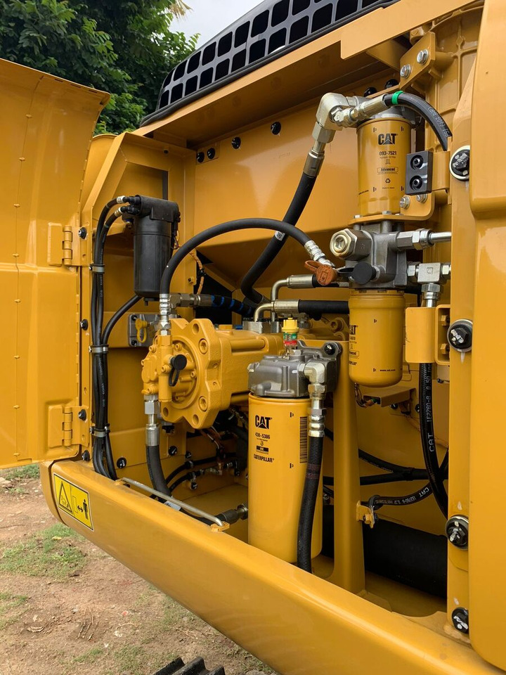 New Caterpillar 323D3 tracked excavator - Crawler excavator: picture 3 New Caterpillar 323D3 tracked excavator - Crawler excavator: picture 3