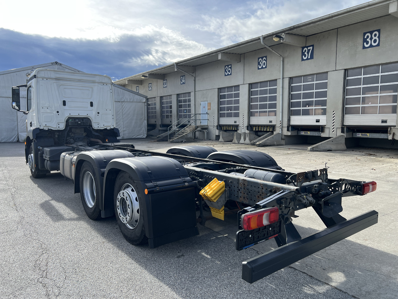 MERCEDES-BENZ Antos 25 40 | Standheizung | Klima | Liftachse - Cab chassis truck: picture 4 MERCEDES-BENZ Antos 25 40 | Standheizung | Klima | Liftachse - Cab chassis truck: picture 4