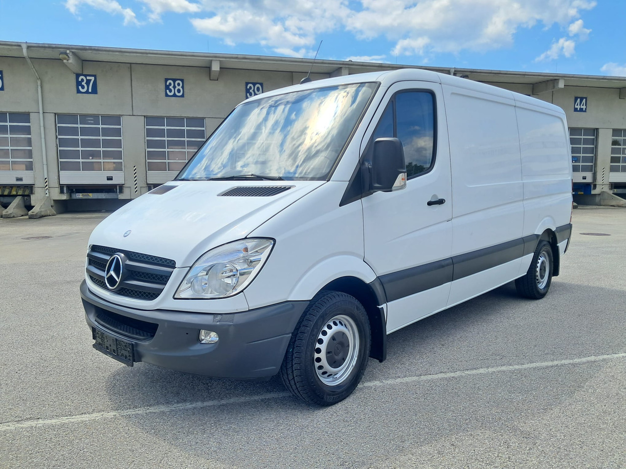 MERCEDES-BENZ Sprinter 316 | Werkstattwagen | Klima | Tempomat | - Panel van: picture 1 MERCEDES-BENZ Sprinter 316 | Werkstattwagen | Klima | Tempomat | - Panel van: picture 1