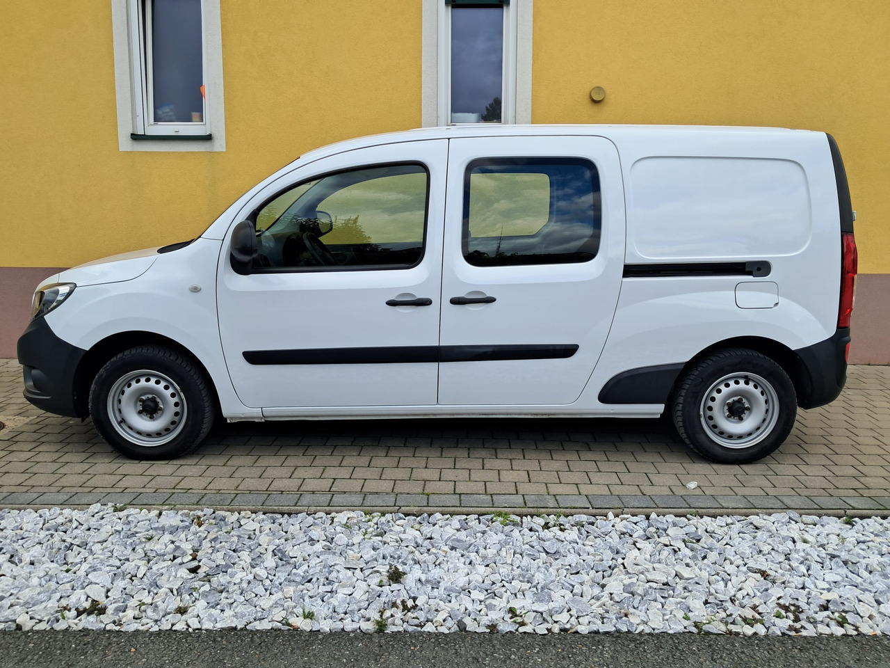 MERCEDES-BENZ Citan 109 CDI 5-Sitzer DKA | Schiebet. beids. | Klima | - Van, Combi van: picture 5 MERCEDES-BENZ Citan 109 CDI 5-Sitzer DKA | Schiebet. beids. | Klima | - Van, Combi van: picture 5