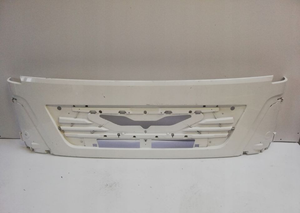 ATRAPA MASKA MAN TGL E6 ORYGINAL 81.611106104 - Hood: picture 1 ATRAPA MASKA MAN TGL E6 ORYGINAL 81.611106104 - Hood: picture 1
