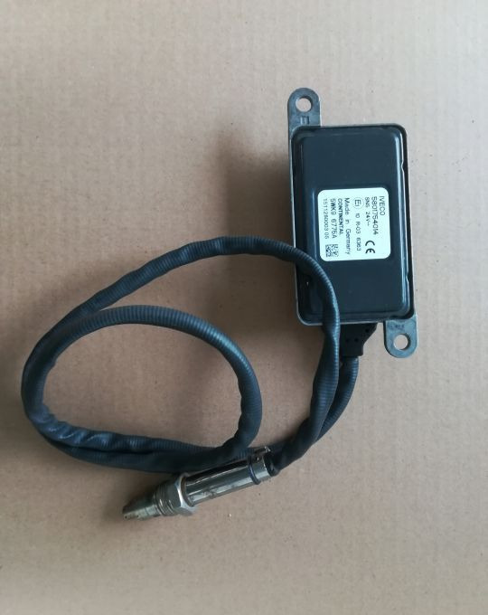 CZUJNIK NOX IVECO STRALIS 5801754014 - Sensor: picture 1 CZUJNIK NOX IVECO STRALIS 5801754014 - Sensor: picture 1