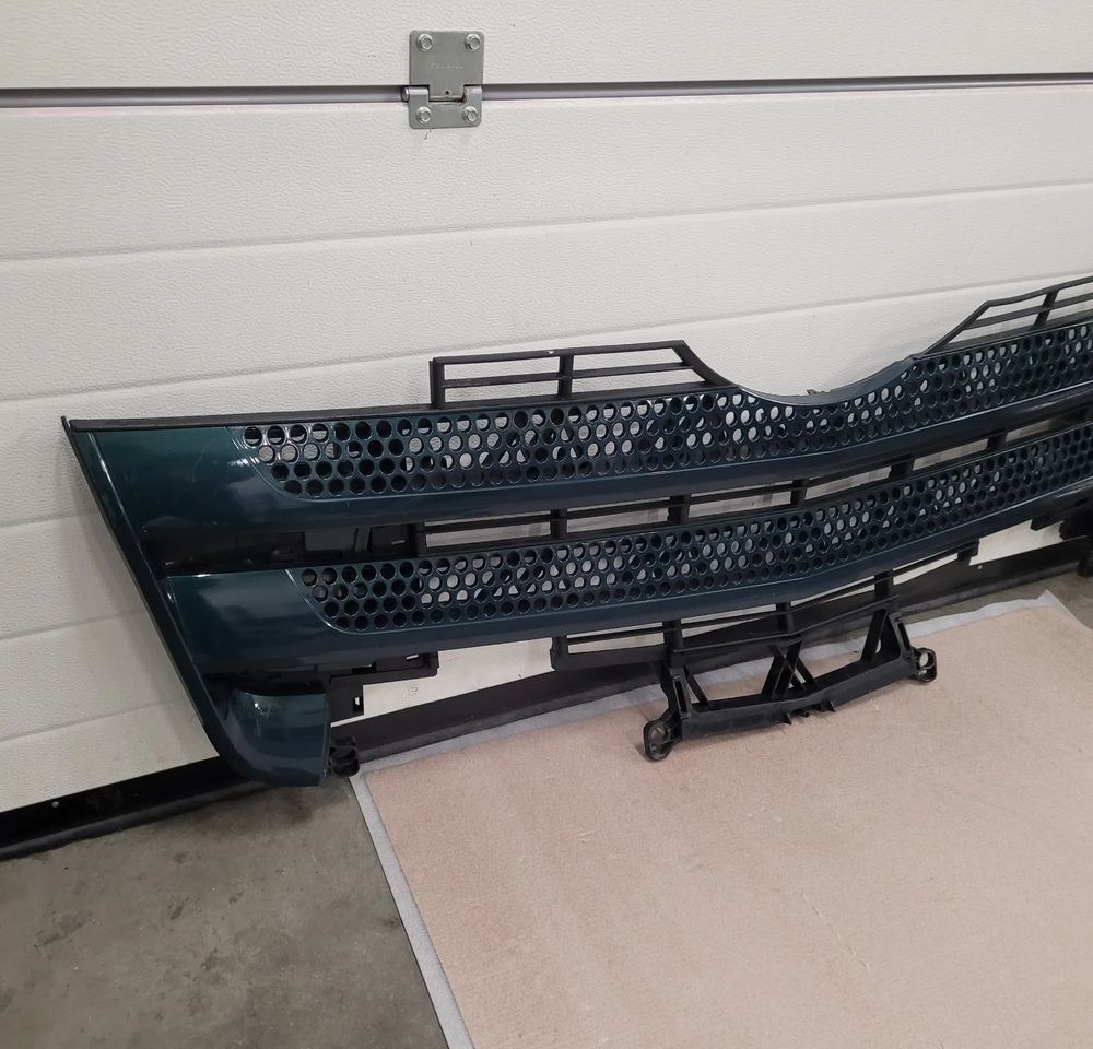 GRILL MERCEDES ACTROS MP4 ORYGINAŁ - Grill for Truck: picture 3 GRILL MERCEDES ACTROS MP4 ORYGINAŁ - Grill for Truck: picture 3