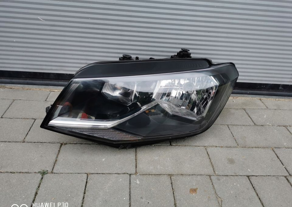 LAMPA PRZÓD VW CEDDY LEWA 2K1.9.I - Headlight: picture 1 LAMPA PRZÓD VW CEDDY LEWA 2K1.9.I - Headlight: picture 1