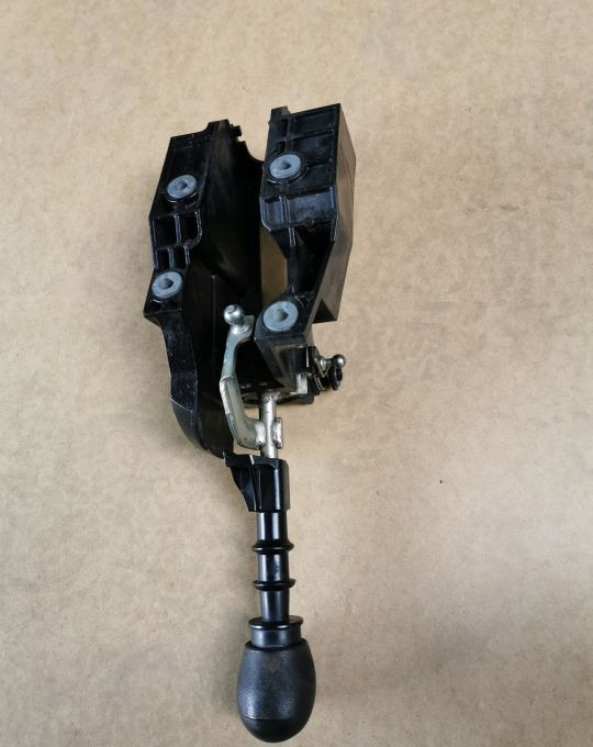 LEWAREK BIEGÓW WYBIERAK IVECO DAILY 6B. - Gear stick for Van: picture 3 LEWAREK BIEGÓW WYBIERAK IVECO DAILY 6B. - Gear stick for Van: picture 3