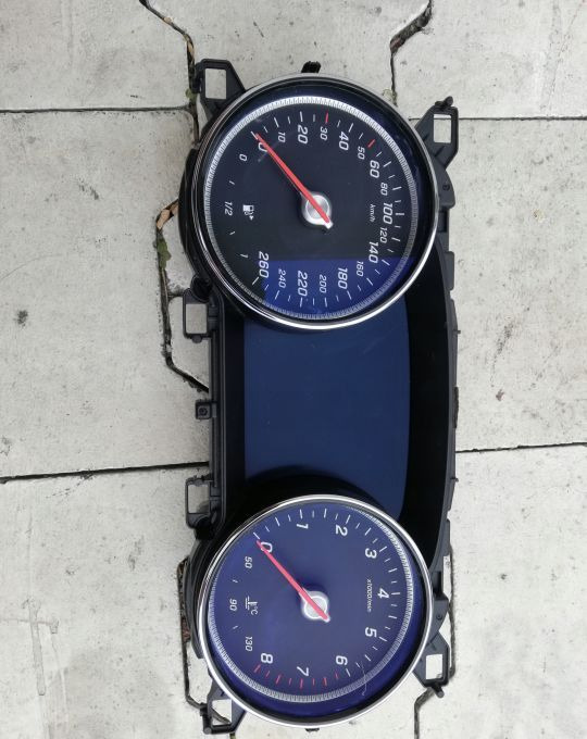 LICZNIK MERCEDES E KLASA W213 - Dashboard for Car: picture 1 LICZNIK MERCEDES E KLASA W213 - Dashboard for Car: picture 1