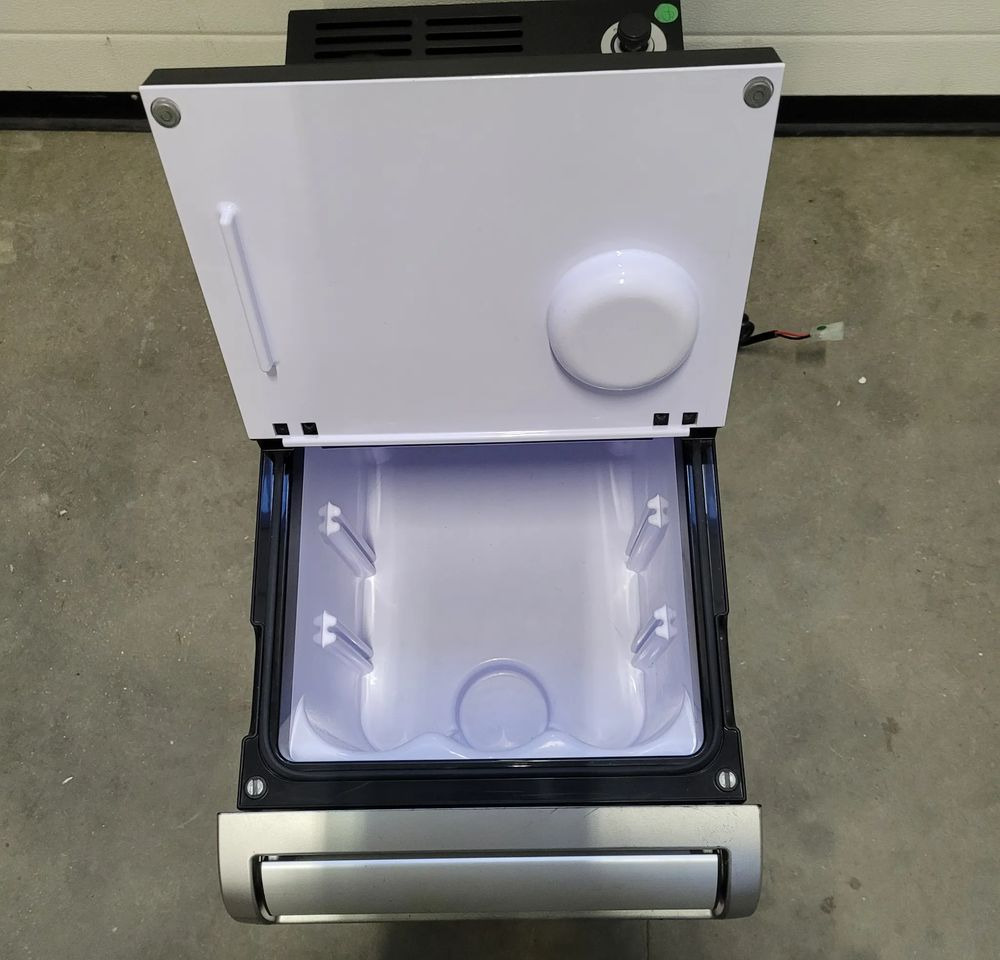 LODÓWKA DAF XF 106 LIFT 2133309 - Body and exterior for Truck: picture 4 LODÓWKA DAF XF 106 LIFT 2133309 - Body and exterior for Truck: picture 4