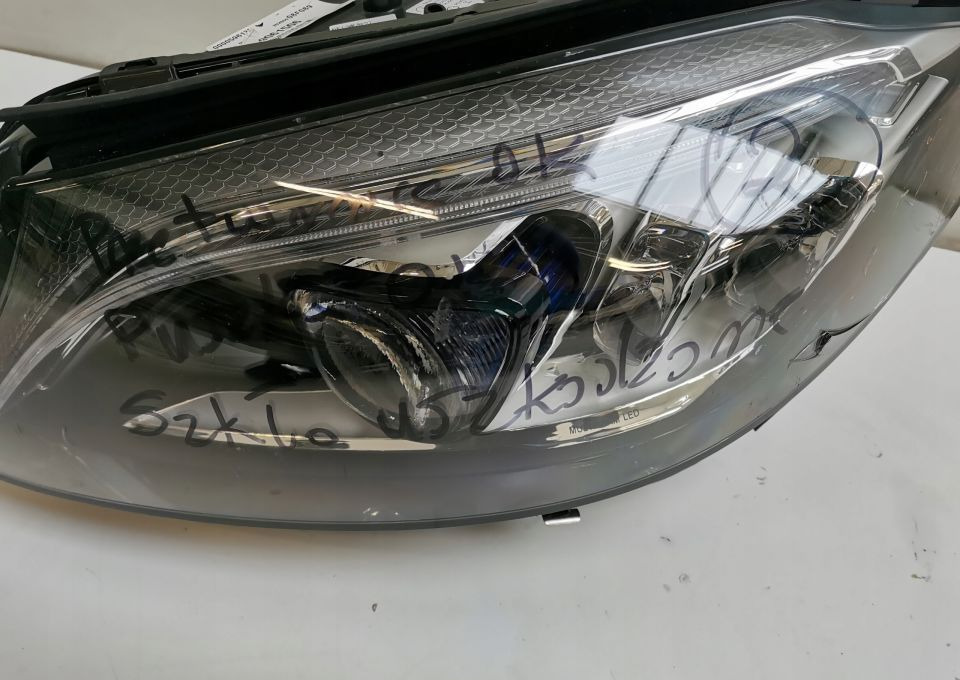 Lampa Mercedes c klasa - Lights/ Lighting for Truck: picture 4 Lampa Mercedes c klasa - Lights/ Lighting for Truck: picture 4