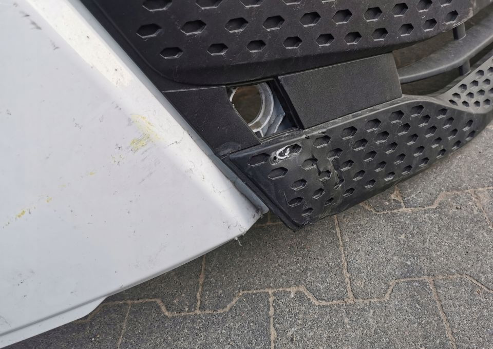 MASKA ATRAPA IVECO S WAY NOWY MODEL - Hood for Truck: picture 2 MASKA ATRAPA IVECO S WAY NOWY MODEL - Hood for Truck: picture 2