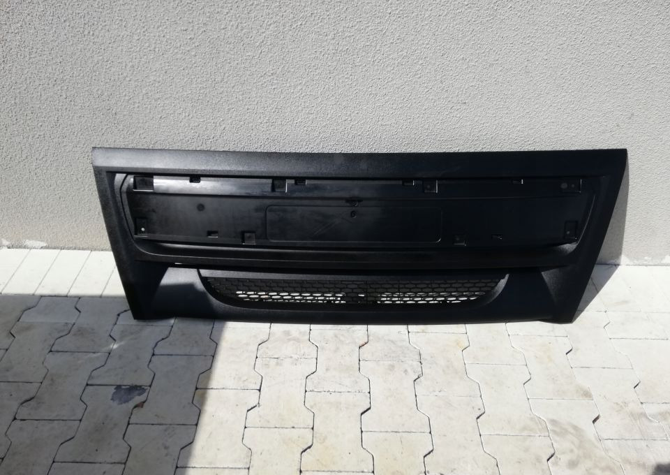 MASKA GRILL ATRAPA DAF LF NOWY ORYGINAŁ EURO6 - Hood: picture 1 MASKA GRILL ATRAPA DAF LF NOWY ORYGINAŁ EURO6 - Hood: picture 1
