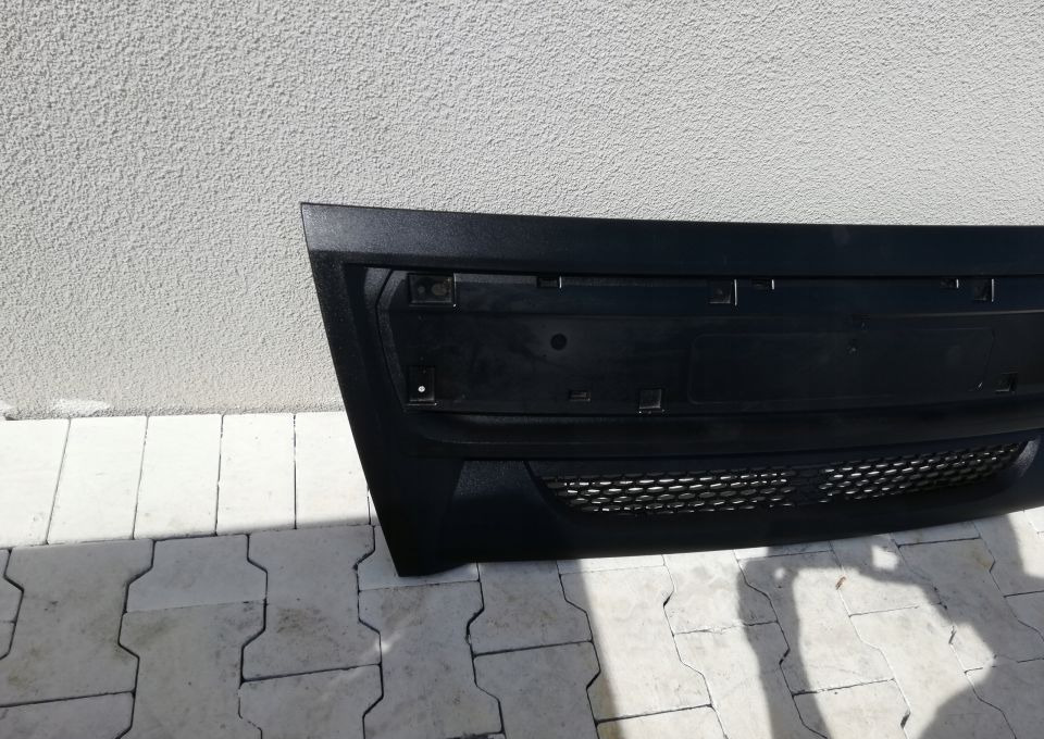 MASKA GRILL ATRAPA DAF LF NOWY ORYGINAŁ EURO6 - Hood: picture 2 MASKA GRILL ATRAPA DAF LF NOWY ORYGINAŁ EURO6 - Hood: picture 2