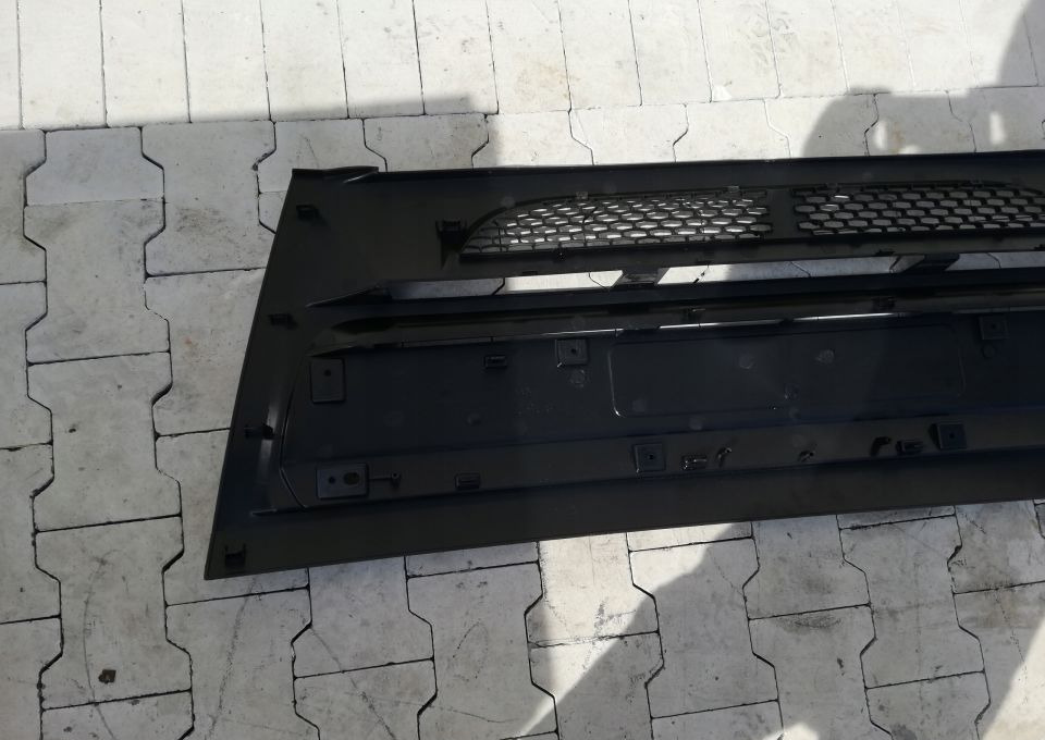 MASKA GRILL ATRAPA DAF LF NOWY ORYGINAŁ EURO6 - Hood: picture 5 MASKA GRILL ATRAPA DAF LF NOWY ORYGINAŁ EURO6 - Hood: picture 5