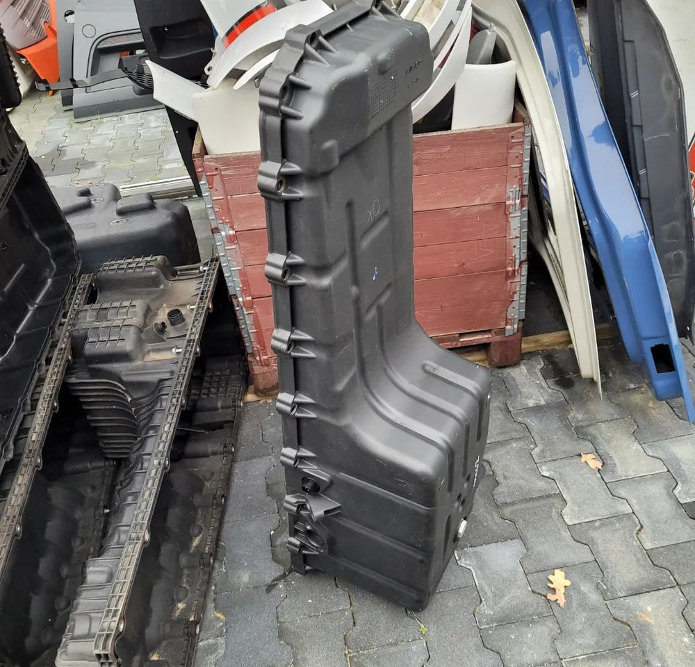 MISKA OLEJOWA RENAULT RANGE T 13 DXI 13 - Oil pan for Truck: picture 3 MISKA OLEJOWA RENAULT RANGE T 13 DXI 13 - Oil pan for Truck: picture 3