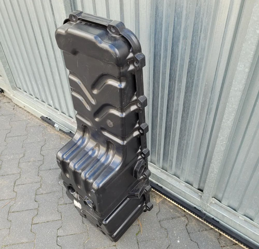 MISKA OLEJOWA RENAULT RANGE T 22242776 - Engine for Truck: picture 2 MISKA OLEJOWA RENAULT RANGE T 22242776 - Engine for Truck: picture 2