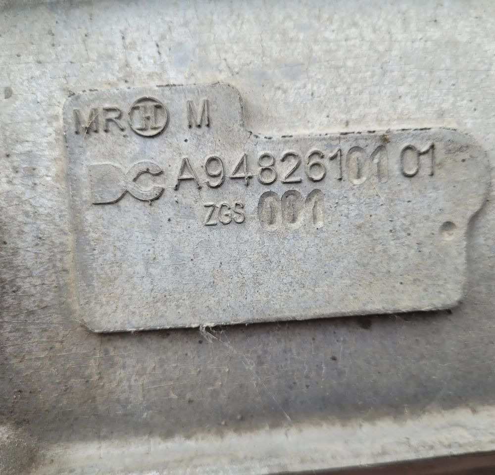 OBUDOWA SKRZYNI BIEGÓW MERCEDES ACTROS MP4 A9482610101 - Gearbox for Truck: picture 2 OBUDOWA SKRZYNI BIEGÓW MERCEDES ACTROS MP4 A9482610101 - Gearbox for Truck: picture 2