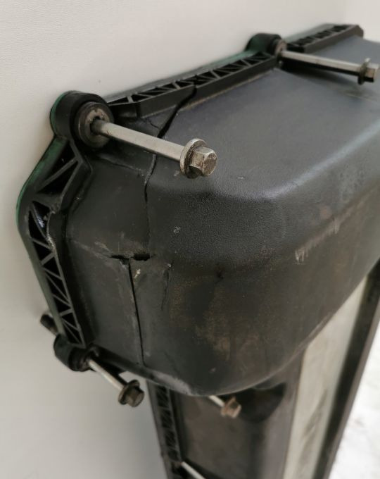 POKRYWA ZAWOROW VOLVO FH4 USZKO. - Engine and parts for Truck: picture 4 POKRYWA ZAWOROW VOLVO FH4 USZKO. - Engine and parts for Truck: picture 4