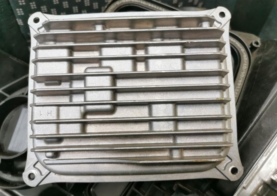 PRZETWORNICA MODUŁ LED MERCEDES A2479004104 - ECU for Truck: picture 1 PRZETWORNICA MODUŁ LED MERCEDES A2479004104 - ECU for Truck: picture 1