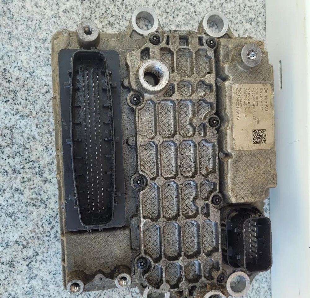 STEROWNIK MCM 2.1 MERCEDES ACTROS A001 446 3035/002 - Electrical system: picture 1 STEROWNIK MCM 2.1 MERCEDES ACTROS A001 446 3035/002 - Electrical system: picture 1