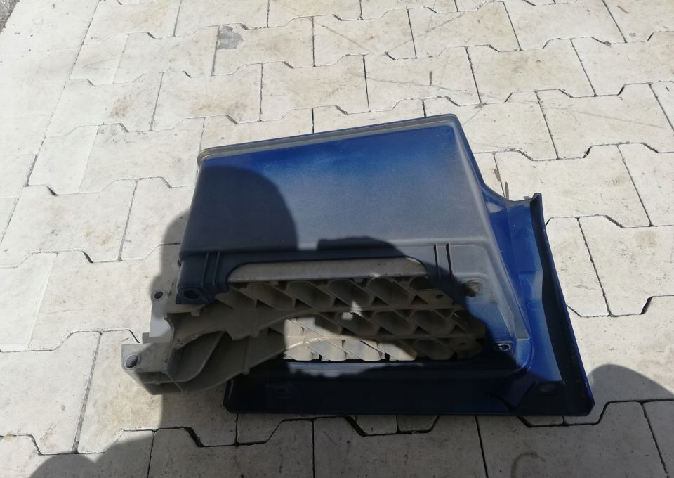 STOPNICA STOPIEN WŁAZ VOLVO FH 4 RH - Footstep for Truck: picture 2 STOPNICA STOPIEN WŁAZ VOLVO FH 4 RH - Footstep for Truck: picture 2