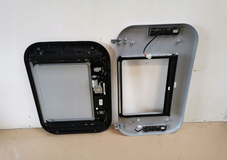 SZYBERDACH MAN TGX TGS ELKTRYCZNY - Body and exterior for Truck: picture 1 SZYBERDACH MAN TGX TGS ELKTRYCZNY - Body and exterior for Truck: picture 1