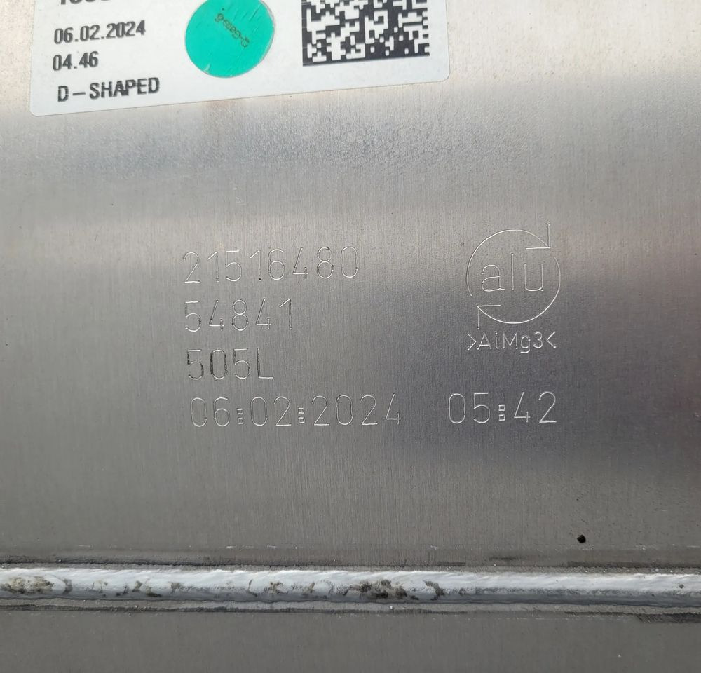 ZBIORNIK PALIWA VOLVO FH4 FH5 GAMA 160x55x68cm 505L 21516480 CHWALIM116 - Fuel tank for Truck: picture 4 ZBIORNIK PALIWA VOLVO FH4 FH5 GAMA 160x55x68cm 505L 21516480 CHWALIM116 - Fuel tank for Truck: picture 4