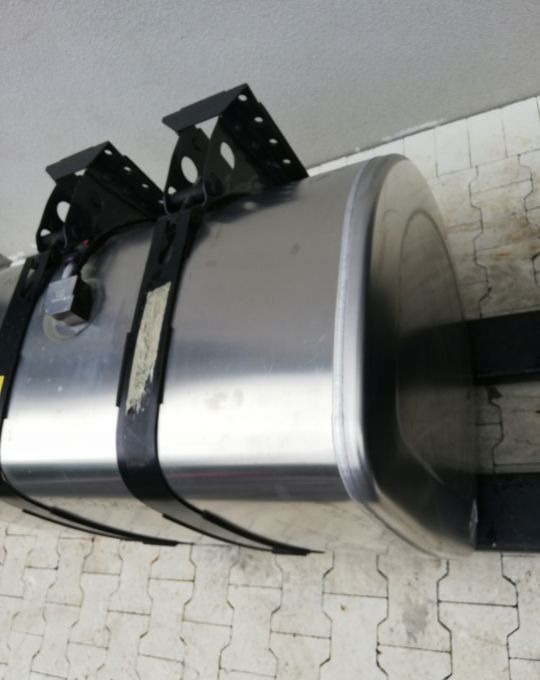 ZBIORNIK PALIWA VOLVO FH4 GAMA RANGE T 365L - Fuel tank for Truck: picture 3 ZBIORNIK PALIWA VOLVO FH4 GAMA RANGE T 365L - Fuel tank for Truck: picture 3