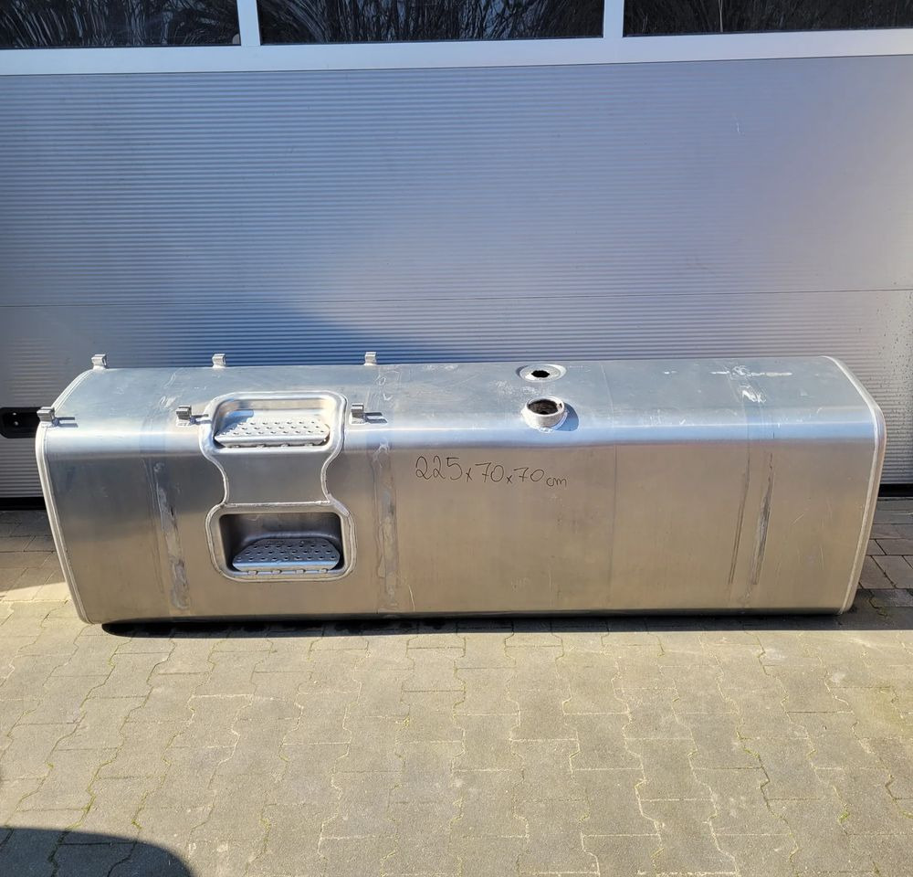 ZBIORNIK PALIWA VOLVO FH4 RENAULT 21442020 900L ORYGINAŁ CHWALIM116 - Fuel system for Truck: picture 1 ZBIORNIK PALIWA VOLVO FH4 RENAULT 21442020 900L ORYGINAŁ CHWALIM116 - Fuel system for Truck: picture 1