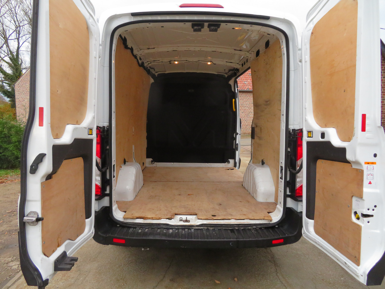 Panel van Ford Transit 2.0TDCi TREND - L2H2: picture 10 Panel van Ford Transit 2.0TDCi TREND - L2H2: picture 10