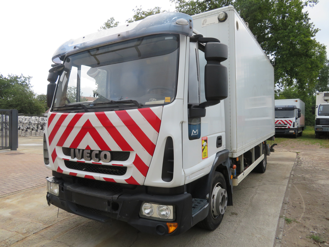 Iveco Eurocargo ML90E18 Bakwagen - Box truck: picture 3 Iveco Eurocargo ML90E18 Bakwagen - Box truck: picture 3