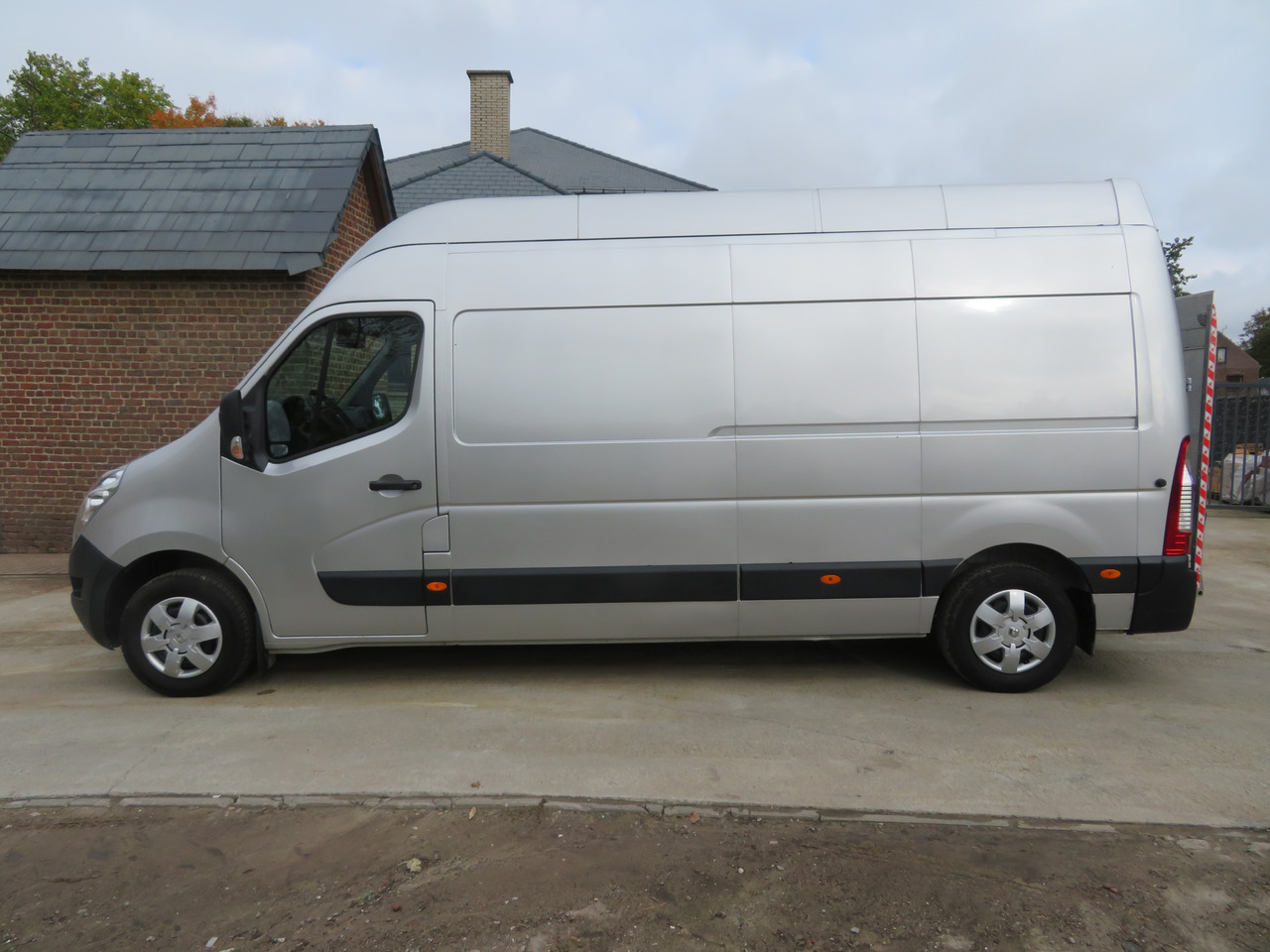 Renault Master 2.3dCi Grand Confort - L3H3 - Panel van: picture 4 Renault Master 2.3dCi Grand Confort - L3H3 - Panel van: picture 4
