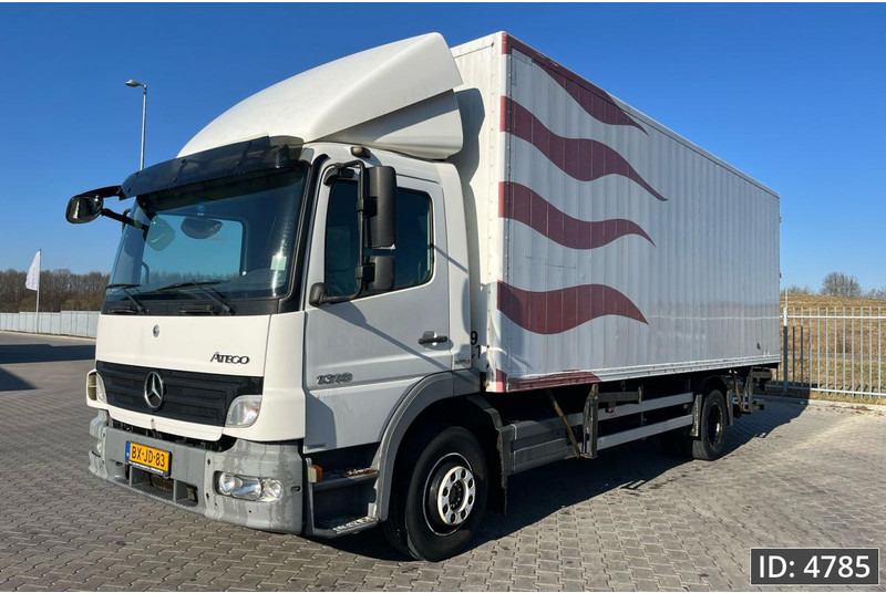 Mercedes-Benz Atego 1318 Day Cab, Euro 5, BDF / EPS automatic / DHOLLANDIA 2000KG - Container transporter/ Swap body truck: picture 1 Mercedes-Benz Atego 1318 Day Cab, Euro 5, BDF / EPS automatic / DHOLLANDIA 2000KG - Container transporter/ Swap body truck: picture 1