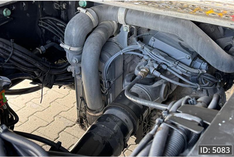 MAN TGX 18.500 XLX, Euro 6, / Retarder / 2 Tanks, Intarder - Tractor unit: picture 5 MAN TGX 18.500 XLX, Euro 6, / Retarder / 2 Tanks, Intarder - Tractor unit: picture 5