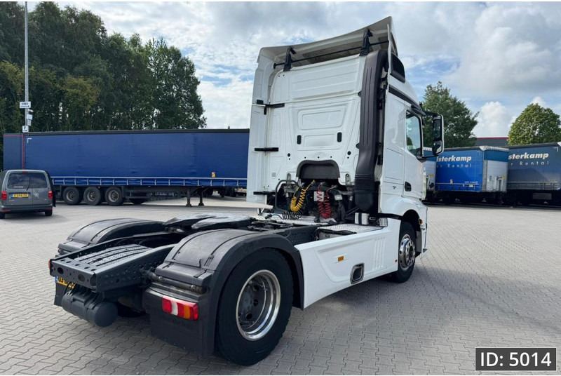 Mercedes-Benz Actros 1842 StreamSpace, Euro 6, / Streamspace / 9 Pieces - Tractor unit: picture 3 Mercedes-Benz Actros 1842 StreamSpace, Euro 6, / Streamspace / 9 Pieces - Tractor unit: picture 3