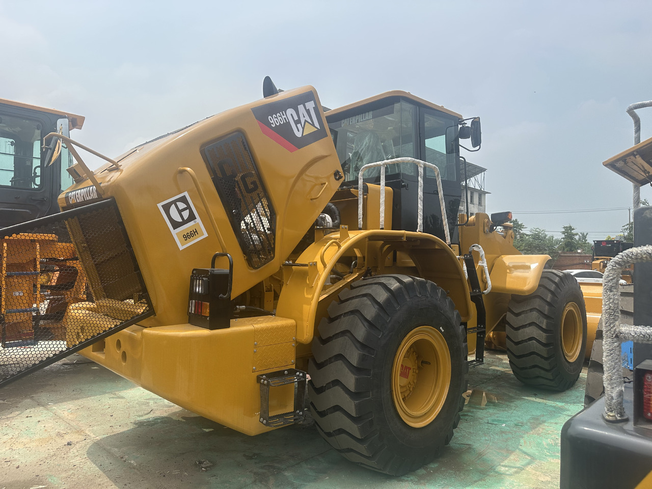 CATERPILLAR 966H - Wheel loader: picture 2 CATERPILLAR 966H - Wheel loader: picture 2