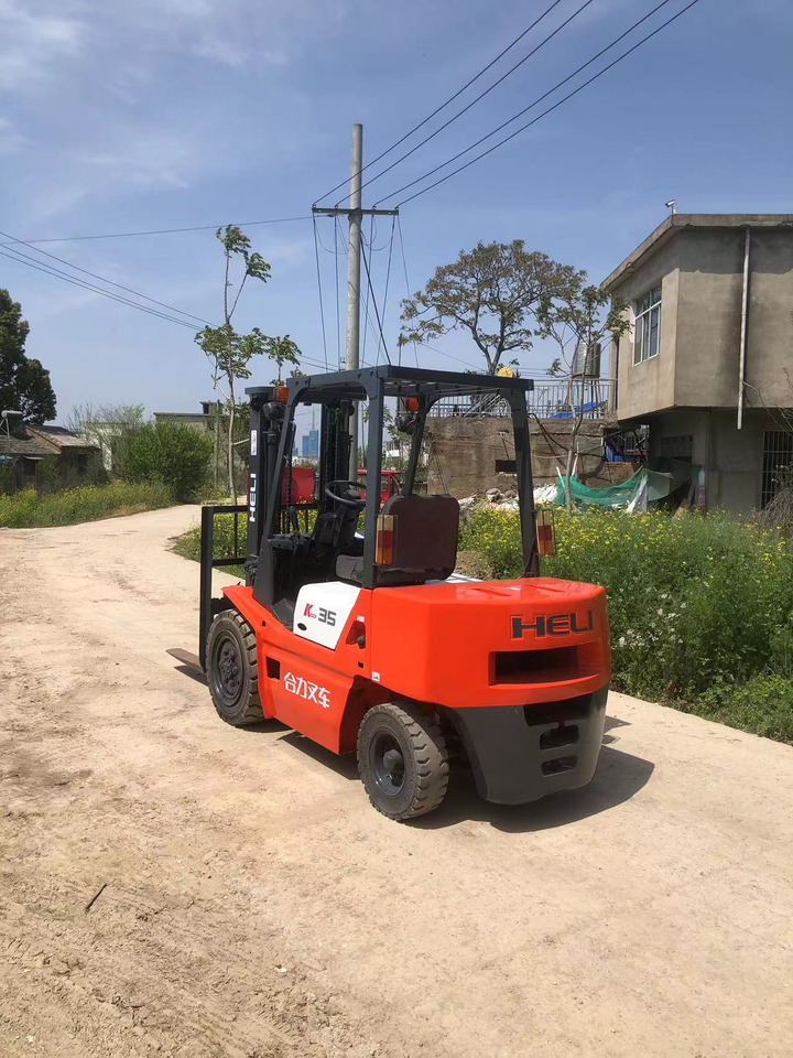 HELI K35 Forklift Click Here for Discount - Diesel forklift: picture 1 HELI K35 Forklift Click Here for Discount - Diesel forklift: picture 1