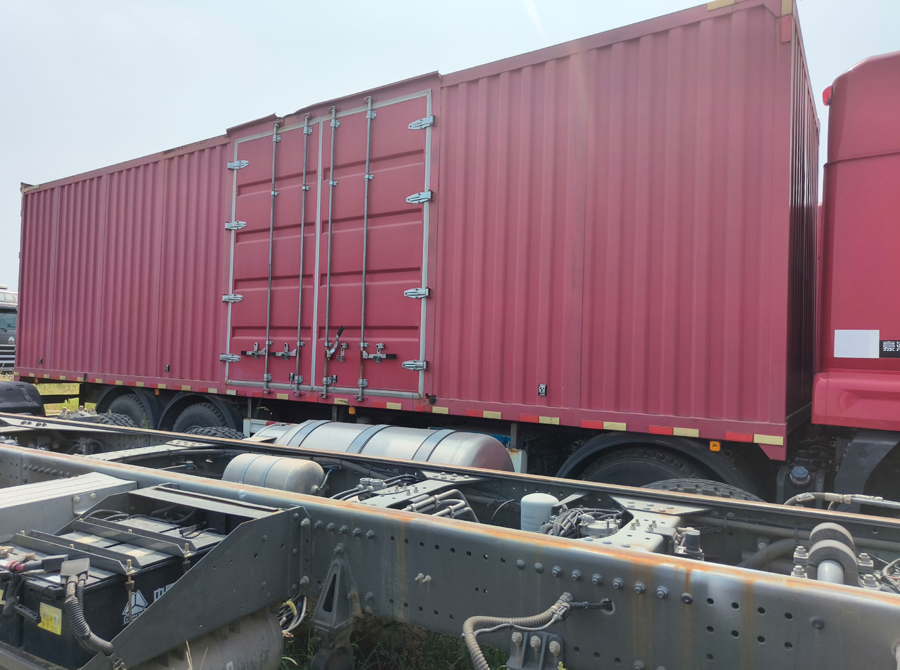 HOWO Haohan N7 Box Truck Click Here for Discount - Box truck: picture 5 HOWO Haohan N7 Box Truck Click Here for Discount - Box truck: picture 5