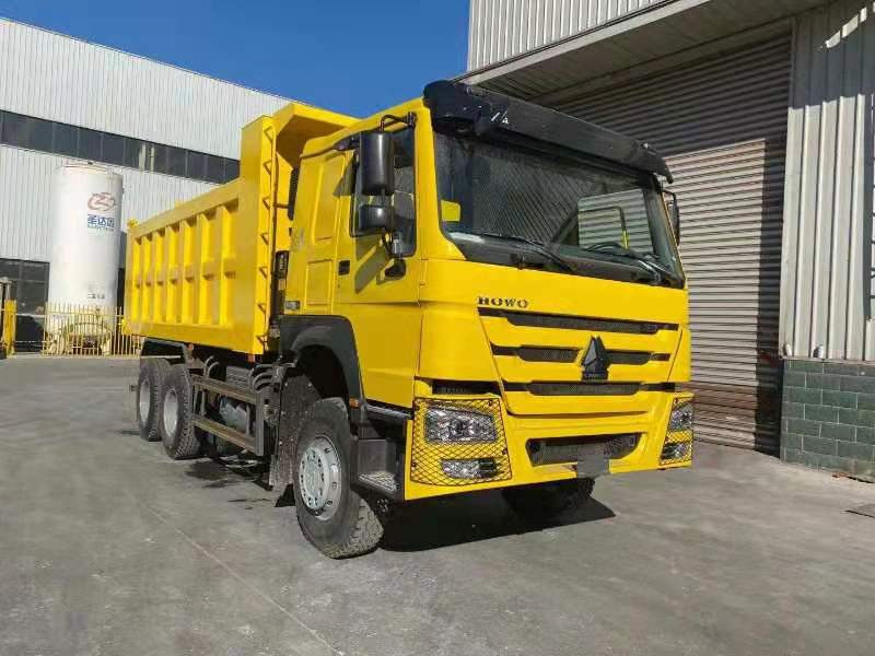 SINOTRUK HOWO 371 6X4 CLICK HERE FOR DISCOUNT - Tipper: picture 4 SINOTRUK HOWO 371 6X4 CLICK HERE FOR DISCOUNT - Tipper: picture 4