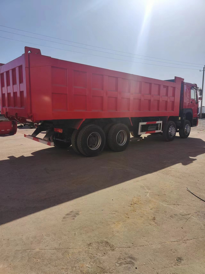 SINOTRUK HOWO 8x4 Dump Truck - Tipper: picture 5 SINOTRUK HOWO 8x4 Dump Truck - Tipper: picture 5