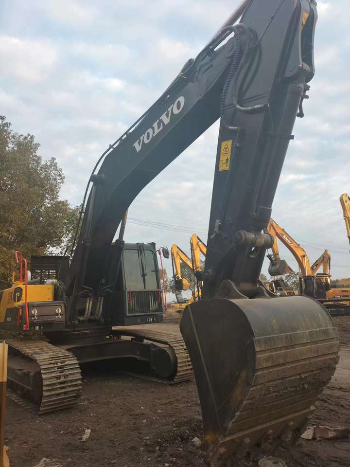VOLVO EC290 Excavator Click for Discount - Excavator: picture 1 VOLVO EC290 Excavator Click for Discount - Excavator: picture 1