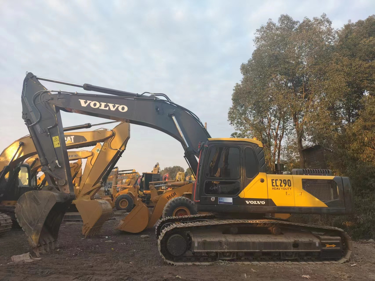 VOLVO EC290 Excavator Click for Discount - Excavator: picture 2 VOLVO EC290 Excavator Click for Discount - Excavator: picture 2