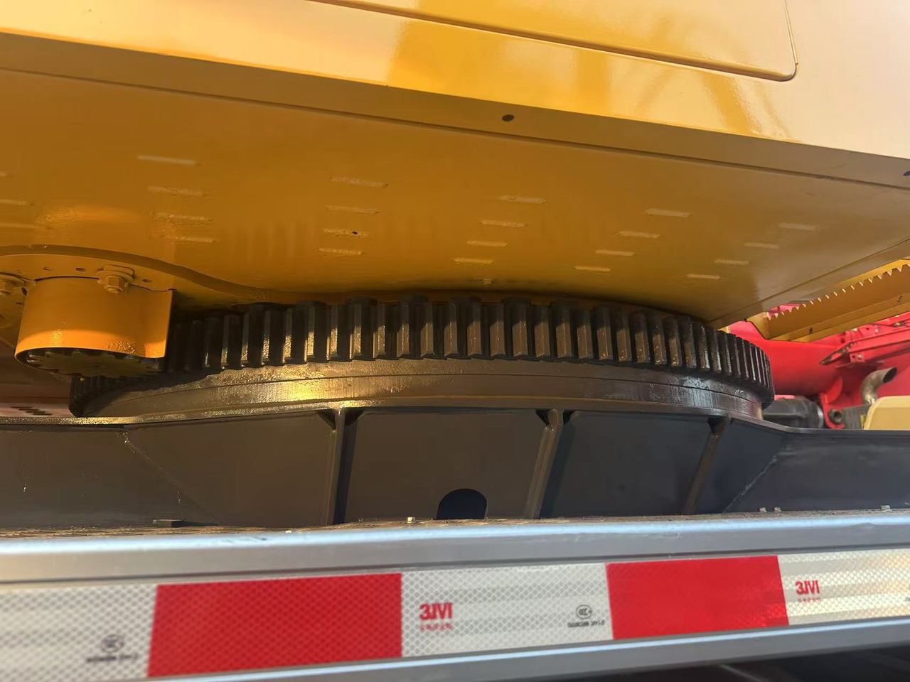 XCMG Crane QY85K CLICK HERE FOR DISCOUNT - Crane: picture 3 XCMG Crane QY85K CLICK HERE FOR DISCOUNT - Crane: picture 3