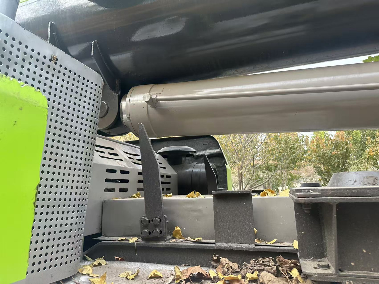 All terrain crane ZOOMLION Crane 100 Ton Click Here for Discount: picture 8 All terrain crane ZOOMLION Crane 100 Ton Click Here for Discount: picture 8