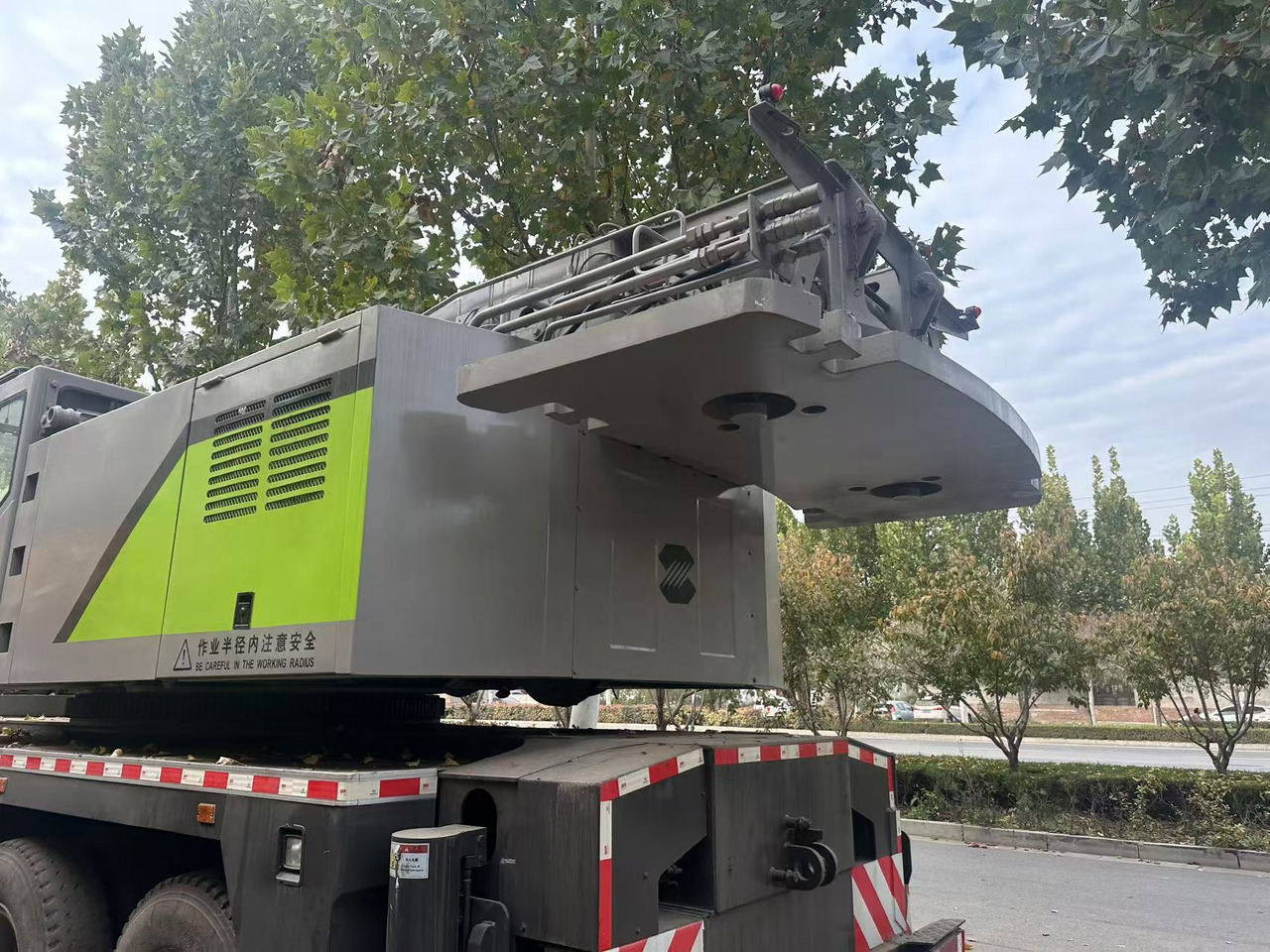 All terrain crane ZOOMLION Crane 100 Ton Click Here for Discount: picture 16 All terrain crane ZOOMLION Crane 100 Ton Click Here for Discount: picture 16