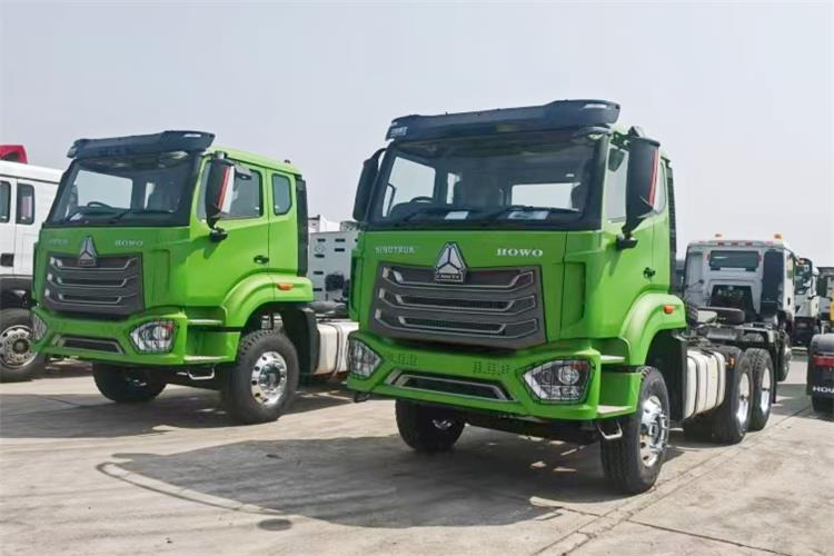 SINOTRUK Hohan Truck Head 6x4 for Sale In Nigeria - Tractor unit: picture 1 SINOTRUK Hohan Truck Head 6x4 for Sale In Nigeria - Tractor unit: picture 1