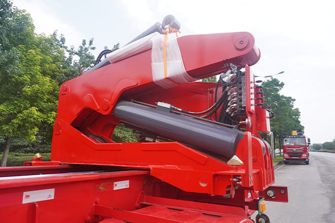 XCMG 2025 New Container Side Loader Trailer for Sale in Tanzania - Container transporter/ Swap body semi-trailer: picture 4 XCMG 2025 New Container Side Loader Trailer for Sale in Tanzania - Container transporter/ Swap body semi-trailer: picture 4