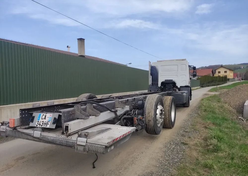 Renault Premium 26.380 Dxi  6x2 rama do zabudowy - Cab chassis truck: picture 3 Renault Premium 26.380 Dxi  6x2 rama do zabudowy - Cab chassis truck: picture 3