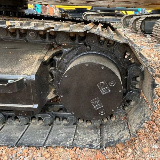 Crawler excavator 2023 Caterpillar 320GC: picture 18