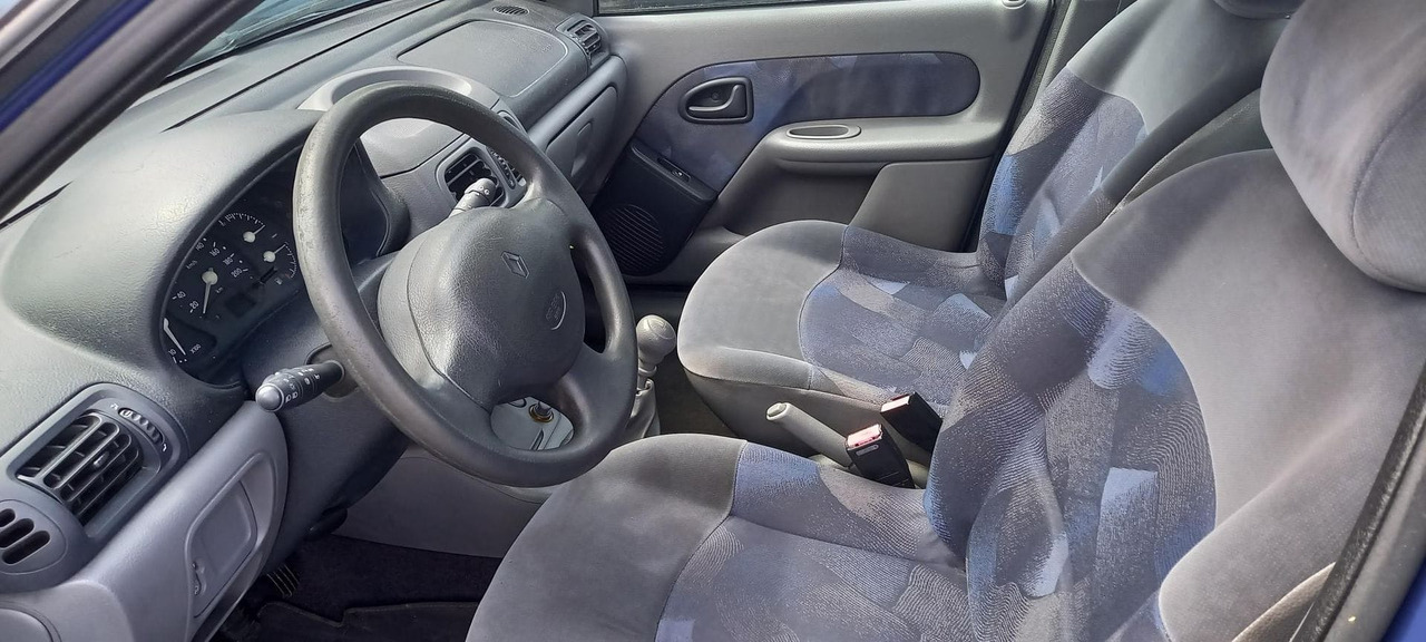 CLIO WITHOUT ROADWORTHINESS TEST - Car: picture 5 CLIO WITHOUT ROADWORTHINESS TEST - Car: picture 5