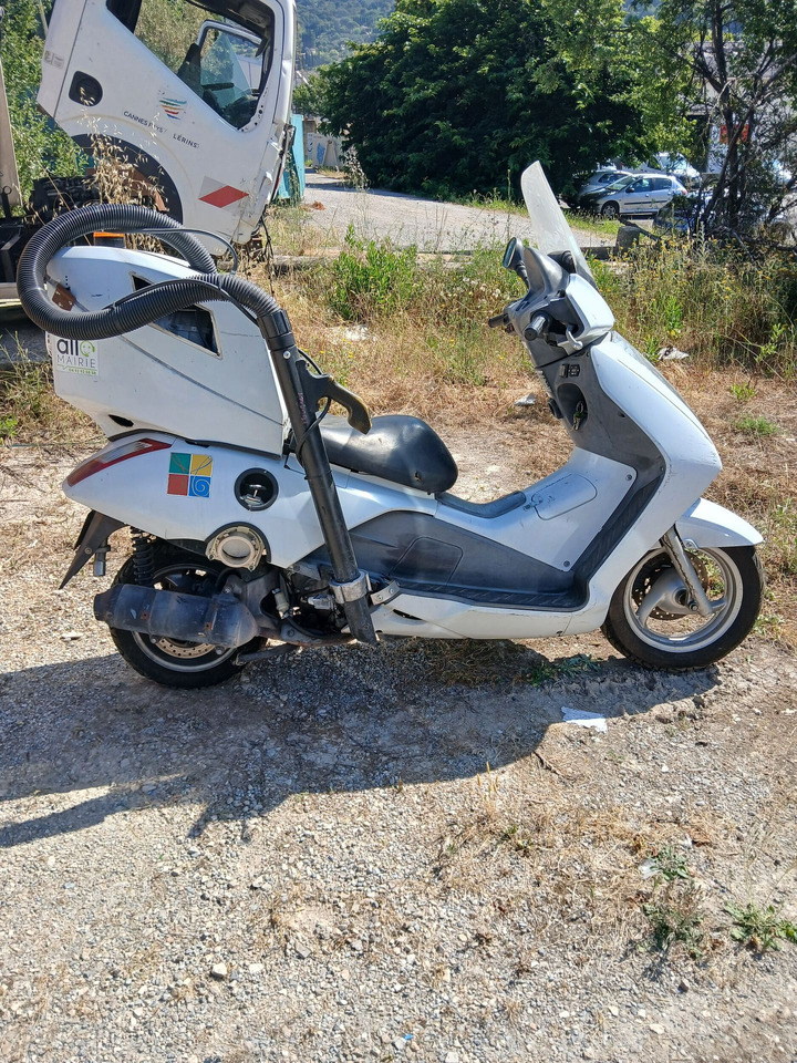 MOTO CROTTE HONDA PANTHEON . - Motorcycle: picture 1 MOTO CROTTE HONDA PANTHEON . - Motorcycle: picture 1
