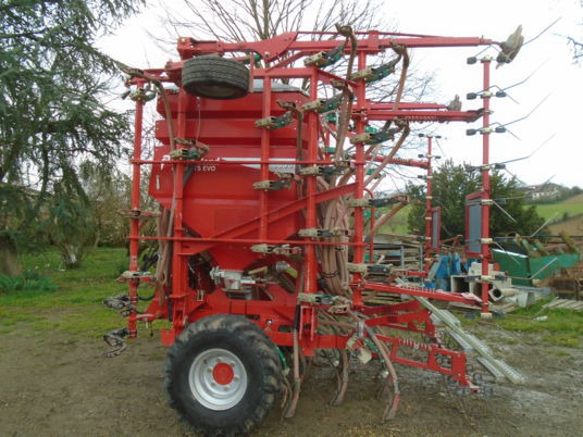 Kverneland TS EVO 6000 on lease Kverneland TS EVO 6000: picture 7 Kverneland TS EVO 6000 on lease Kverneland TS EVO 6000: picture 7